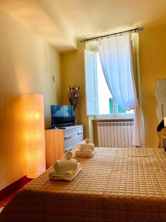 Casa Biancalana Centro Storico-Stanza Biccio Apartment Lucca Italy